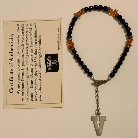 VANDERBILT UNIVERSITY GENUINE CHARM V BRACELET STERLING SILVER PEARLS GEMSTONE - Picture 6 of 15